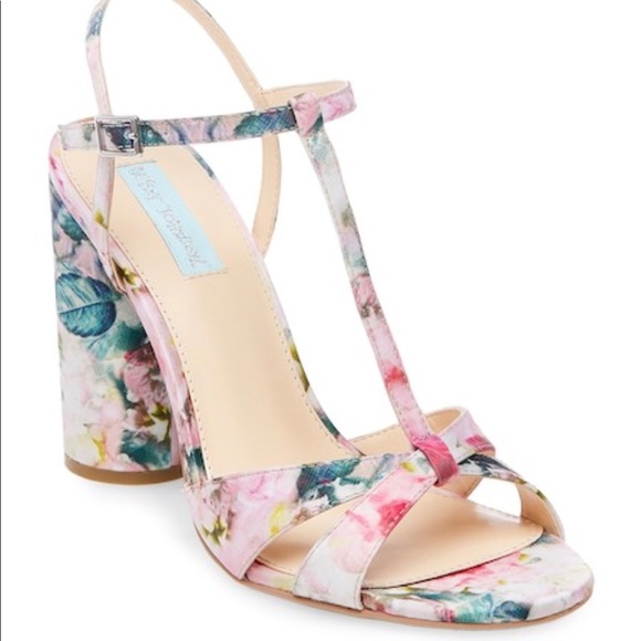 Betsey Johnson Shoes - BETSEY JOHNSON Luisa floral block heel sandal